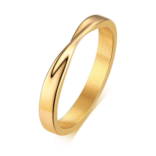 Elegant Curved Stackable Ring – Perfect for Everyday Glam