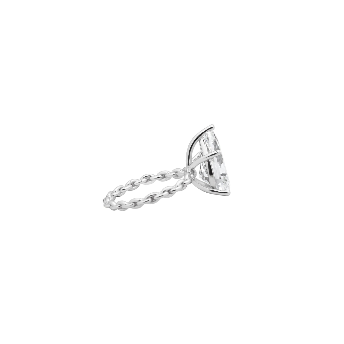 Pear Cut Diamond Twisted Band Ring – Timeless Romance in Every Braid