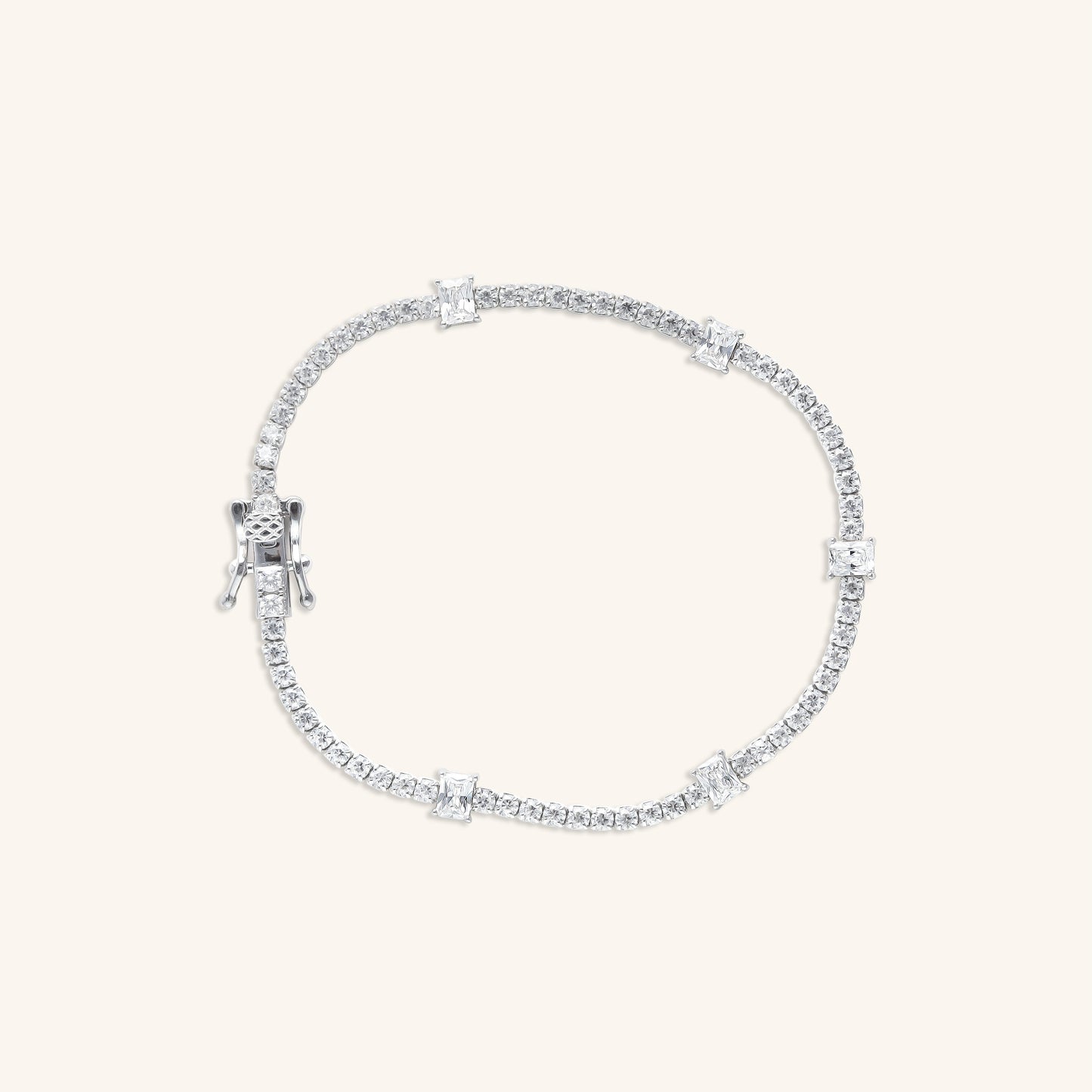 Round Tennis with Emerald cut Diamond